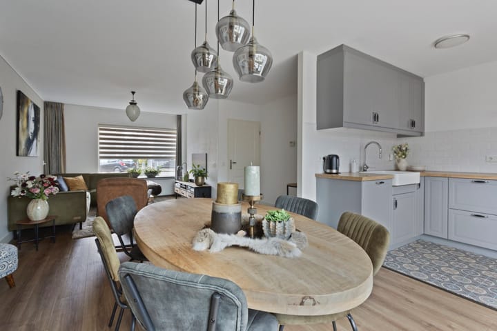 Tussenwoning te koop: Kerkstraat 47, Best