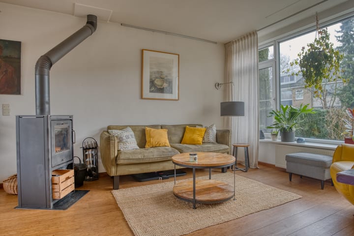 Tussenwoning te koop: Ericastraat 16, Zwijndrecht
