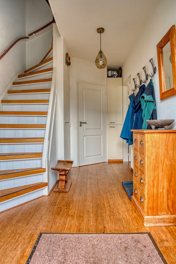 Tussenwoning te koop: Ericastraat 16, Zwijndrecht