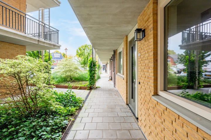Appartement te koop: E.E. van der Laanstraat 4, Rijnsburg