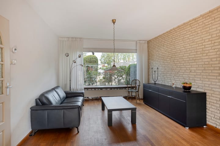 Tussenwoning te koop: Fazantlaan 21, Beuningen (Ge)