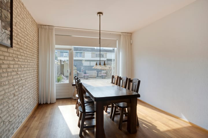 Tussenwoning te koop: Fazantlaan 21, Beuningen (Ge)