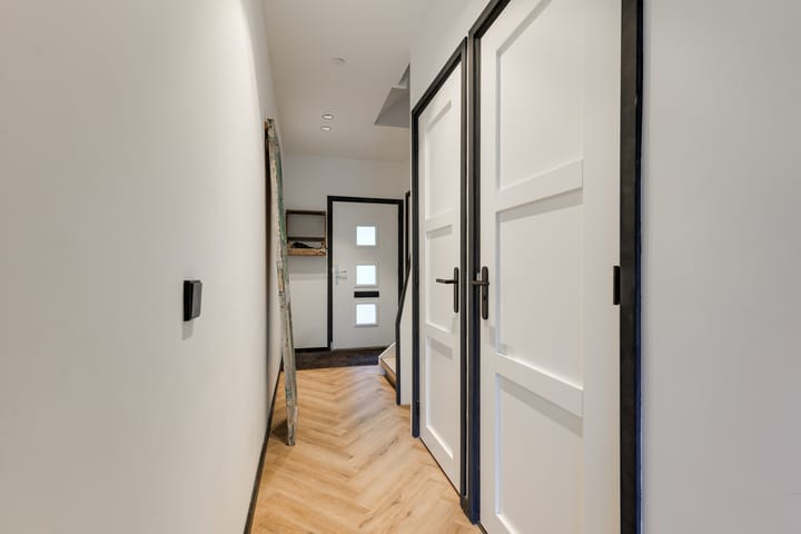 Tussenwoning te koop: Dr Poelslaan 8, Noordwijkerhout