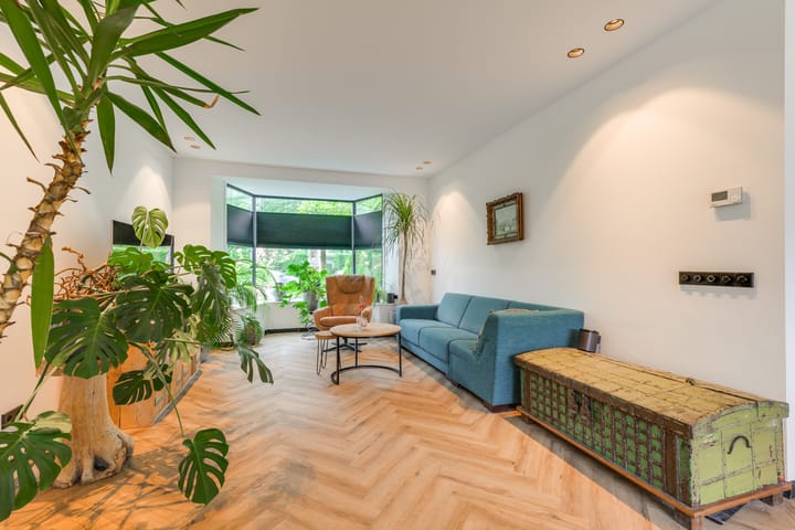 Tussenwoning te koop: Dr Poelslaan 8, Noordwijkerhout