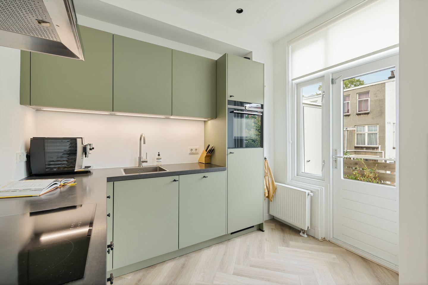 Foto 10 van P.C. Hooftstraat 8-BS