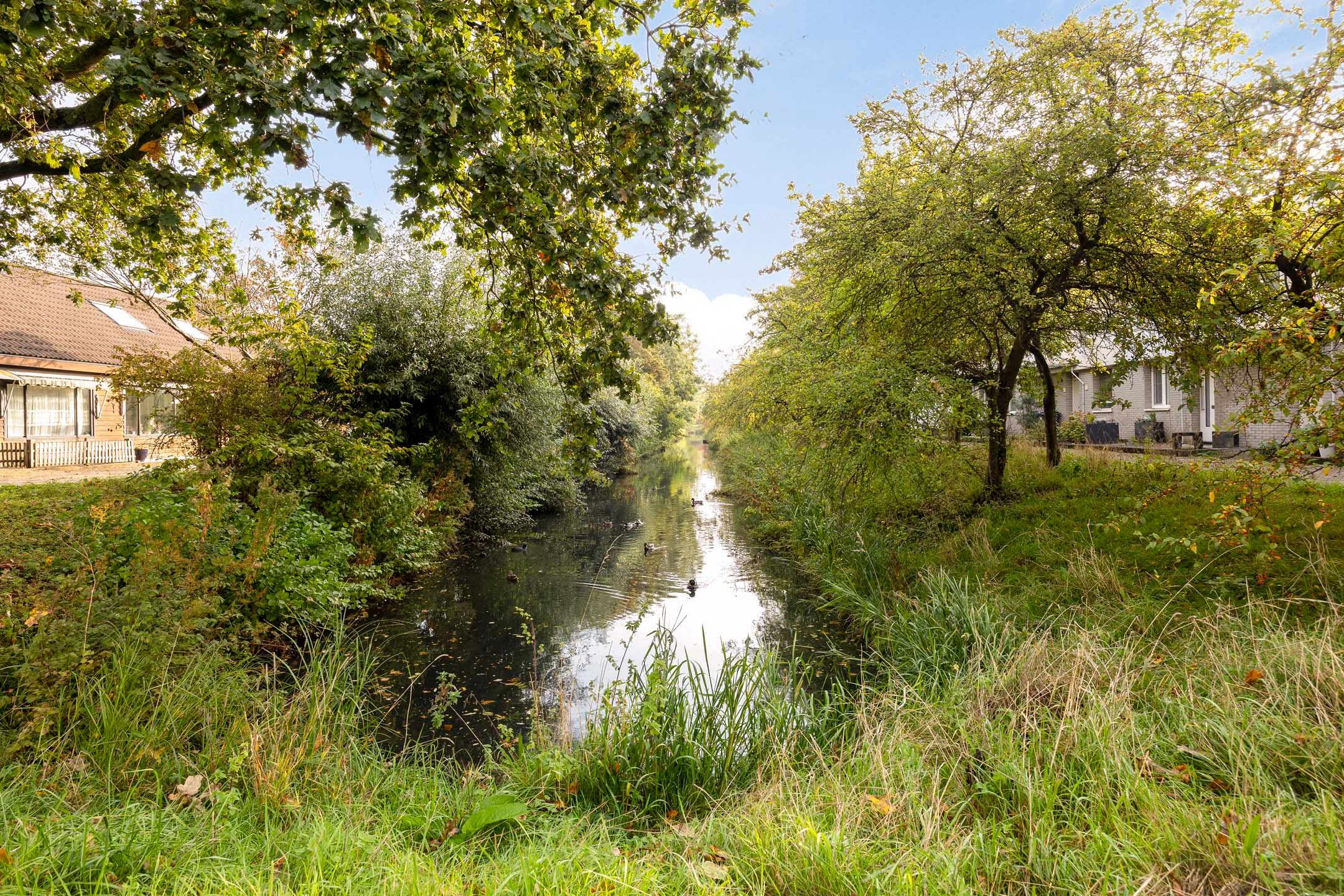 Photo 36 of Wouwstraat 4