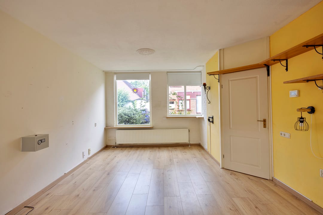 Photo 7 of Wouwstraat 4