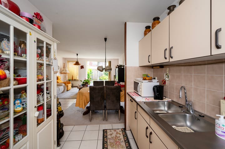 Tussenwoning te koop: Valkenkamp 581, Maarssen