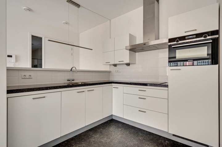 Appartement te koop: Achter de Cattentoren 79, Roermond