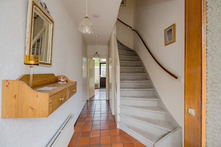 Hoekwoning te koop: Jan van Galenstraat 81, Haarlem