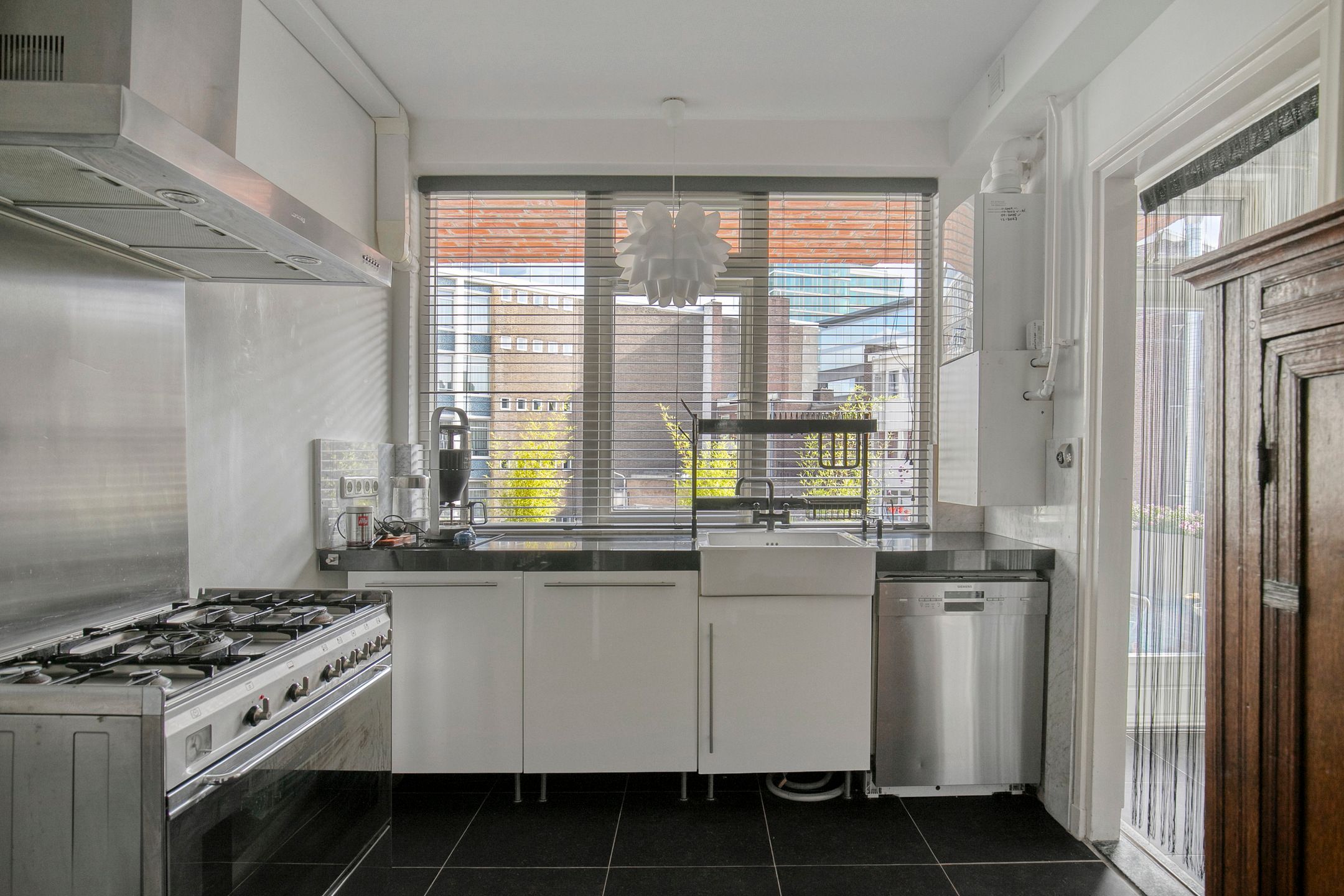 Photo 18 of Hermanus Boexstraat 17-A