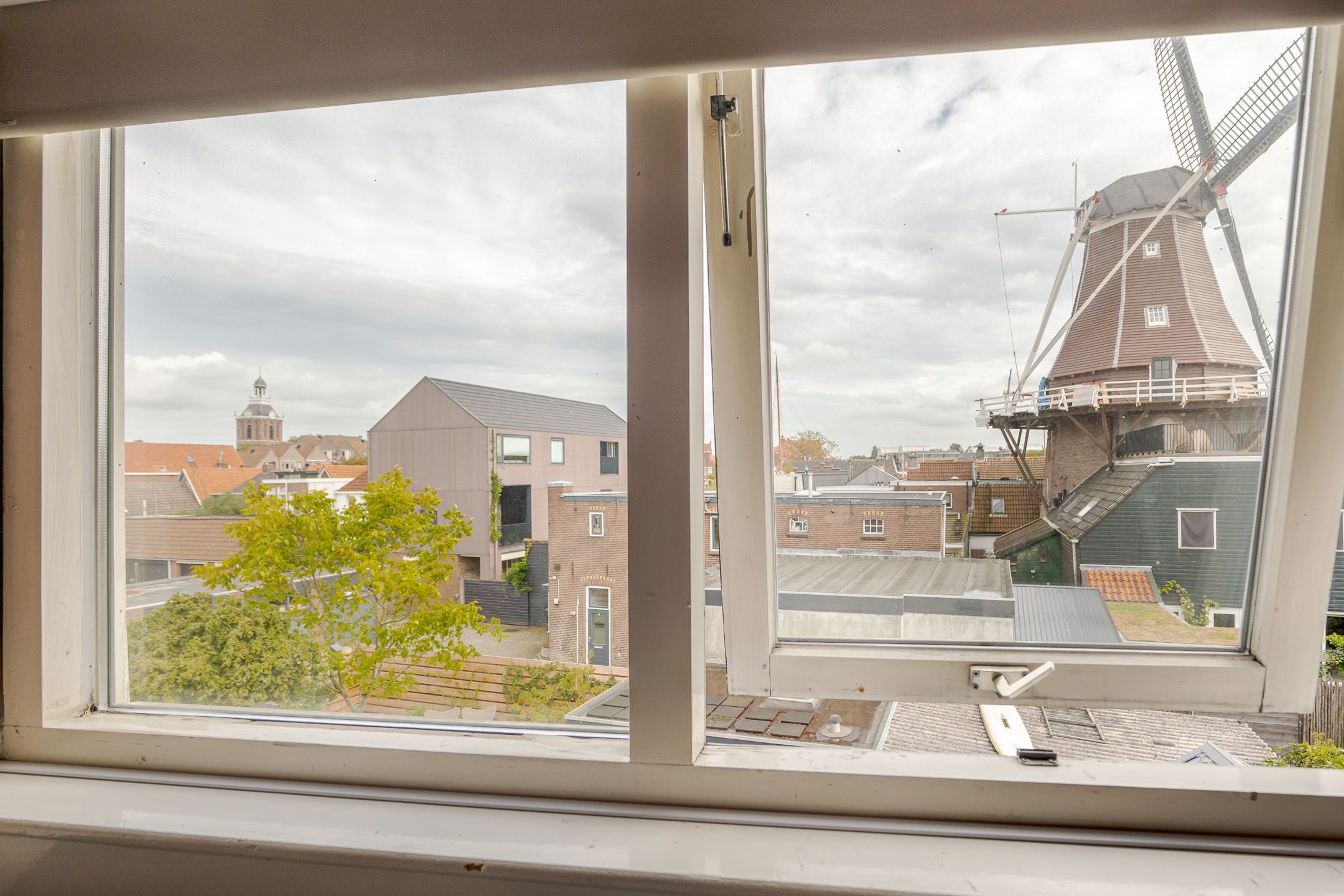 Foto 42 van Schuttevaerstraat 28