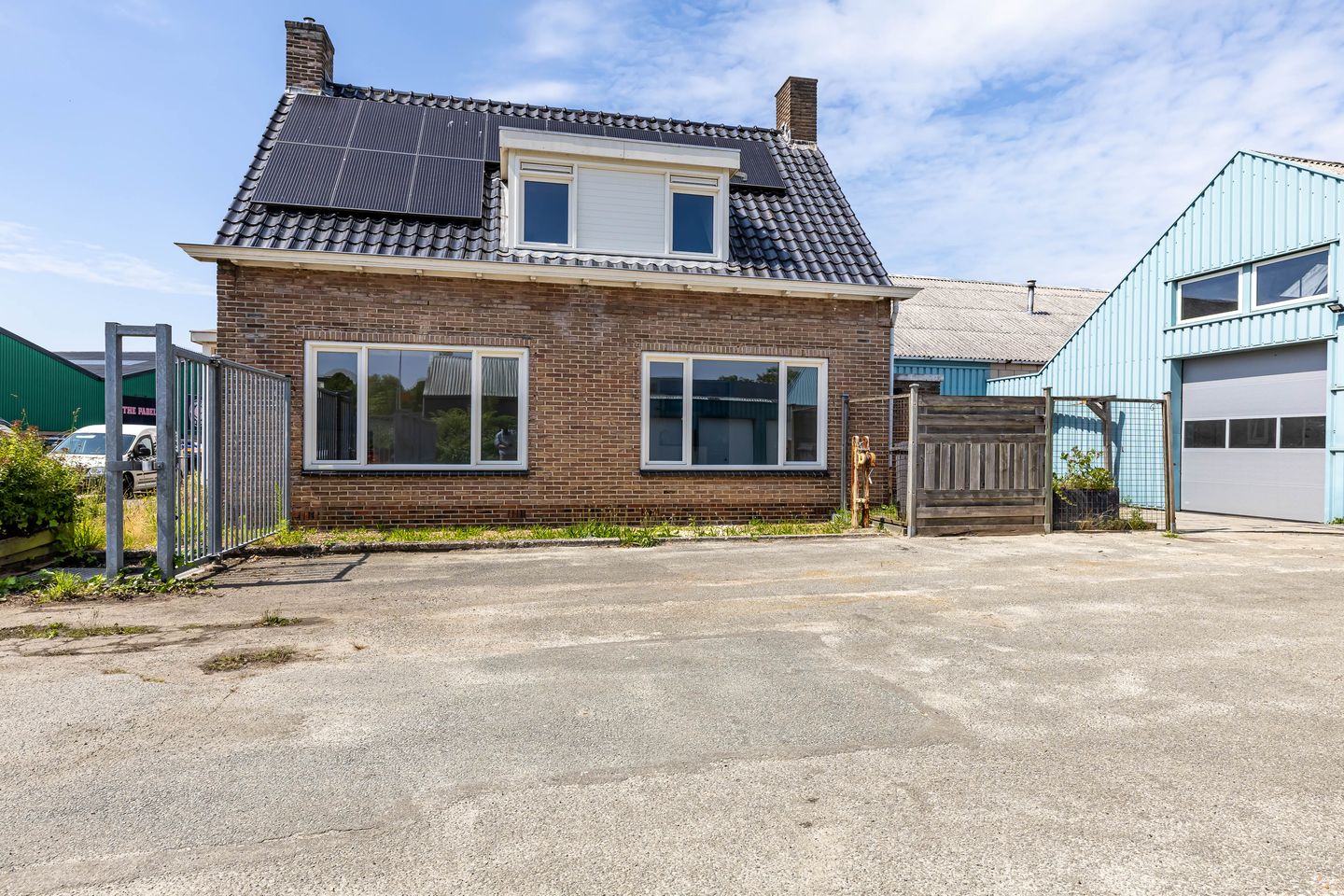 Bekijk foto 2 van Ulgersmaweg 17-19