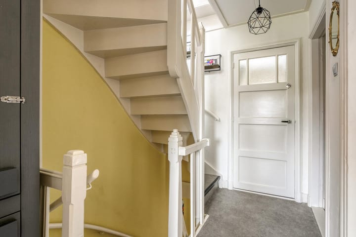 Hoekwoning te koop: Wilhelminalaan 2, Kampen