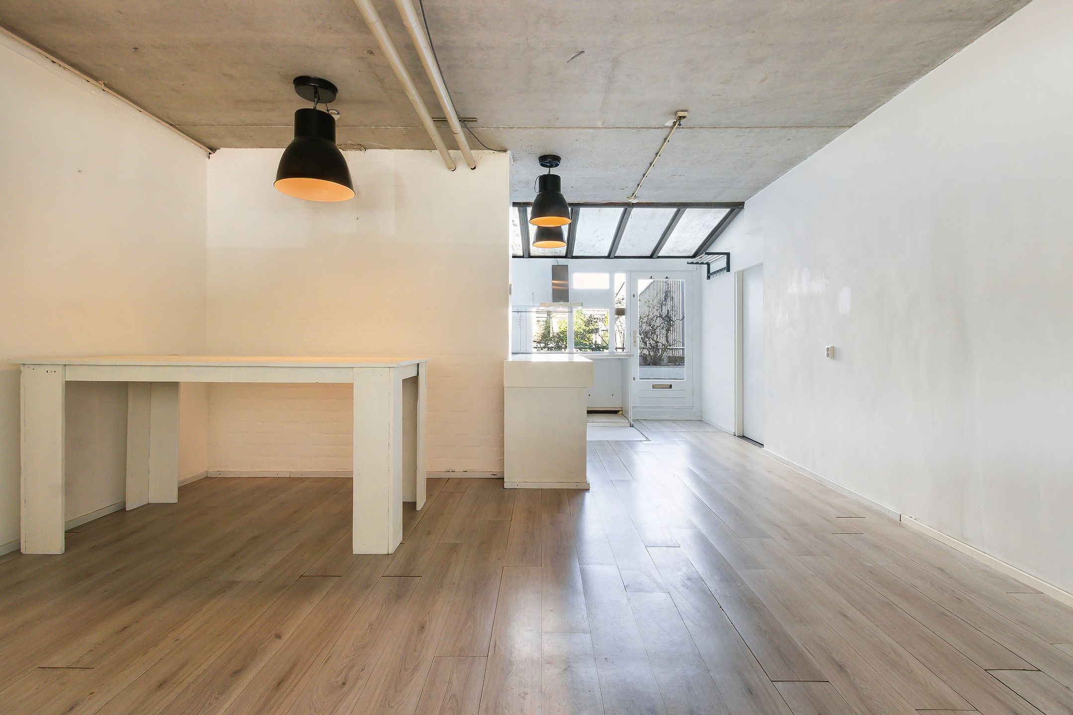 Photo 18 of Weena 881