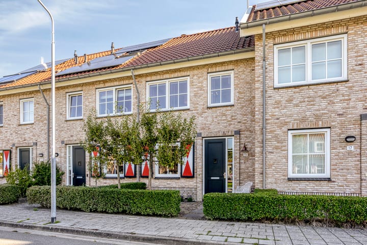 Tussenwoning te koop: Schulenburg 15, Oostkapelle