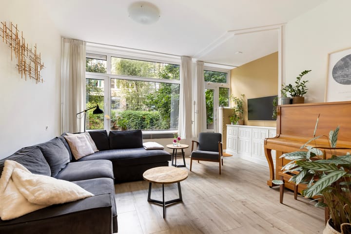 Tussenwoning te koop: Schiebroeksestraat 49, Rotterdam