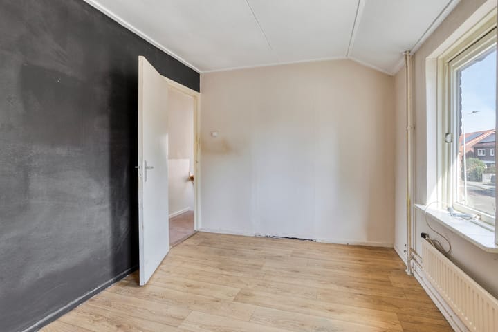 Twee-onder-één-kap te koop: anjerstraat 33, Oldenzaal