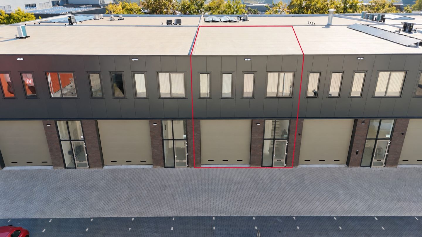 View photo 1 of Accustraat 21-M