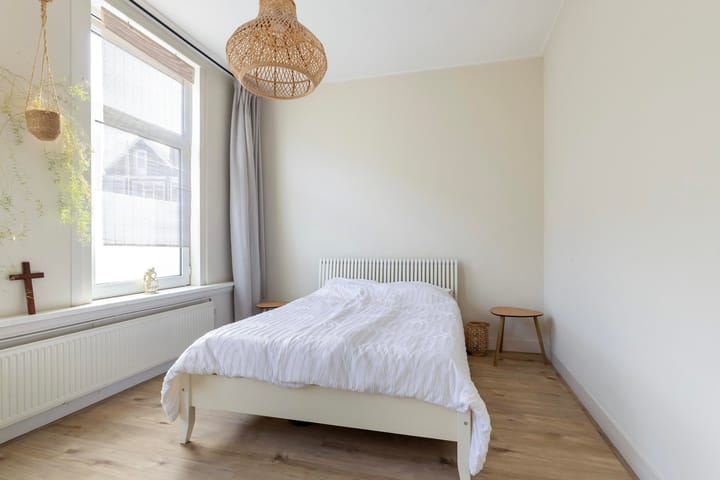 Tussenwoning te koop: Schiebroeksestraat 49, Rotterdam