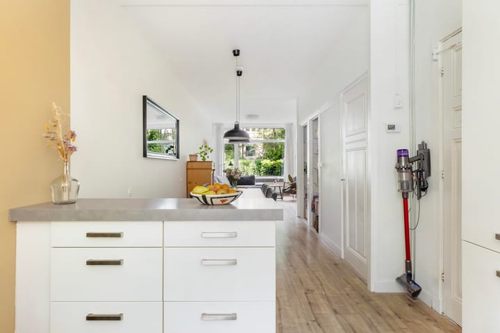 Tussenwoning te koop: Schiebroeksestraat 49, Rotterdam
