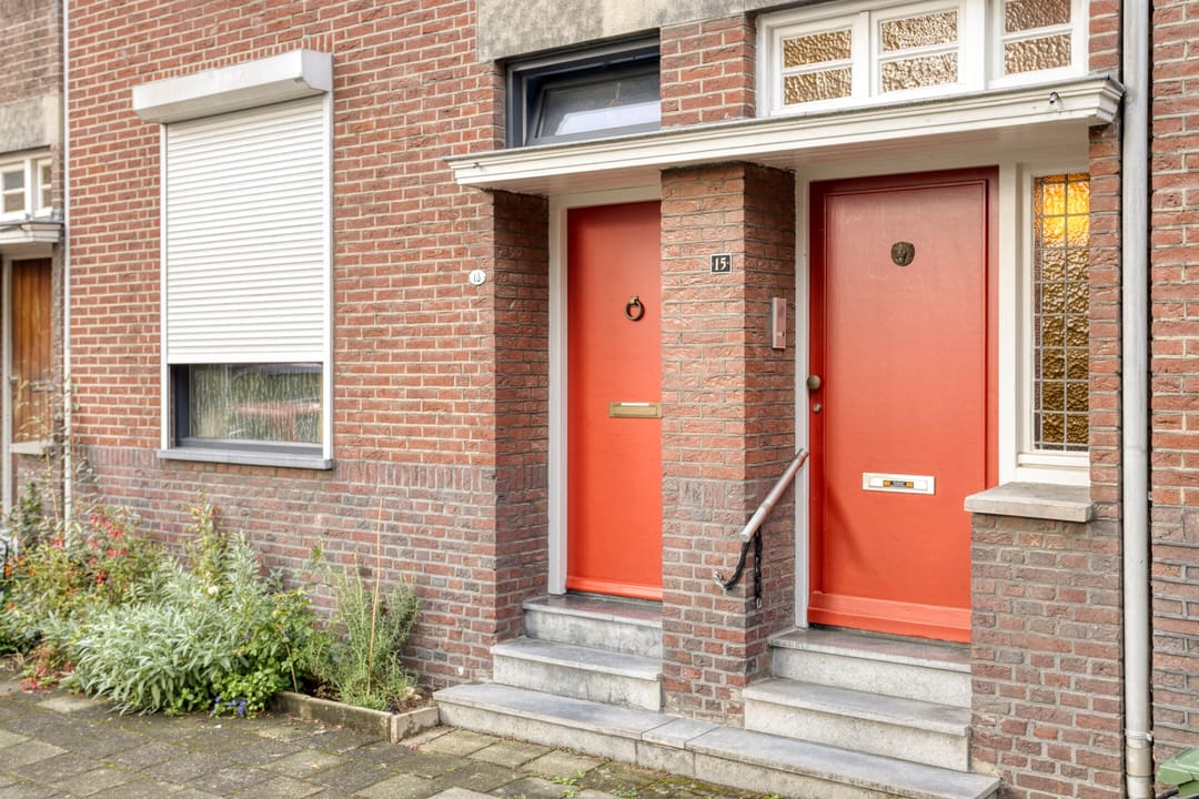 Photo 2 of Raadhuisstraat 15