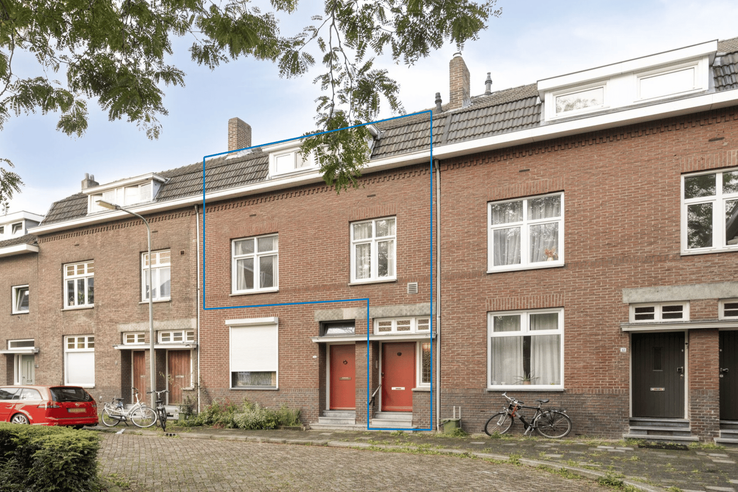 Photo 1 of Raadhuisstraat 15
