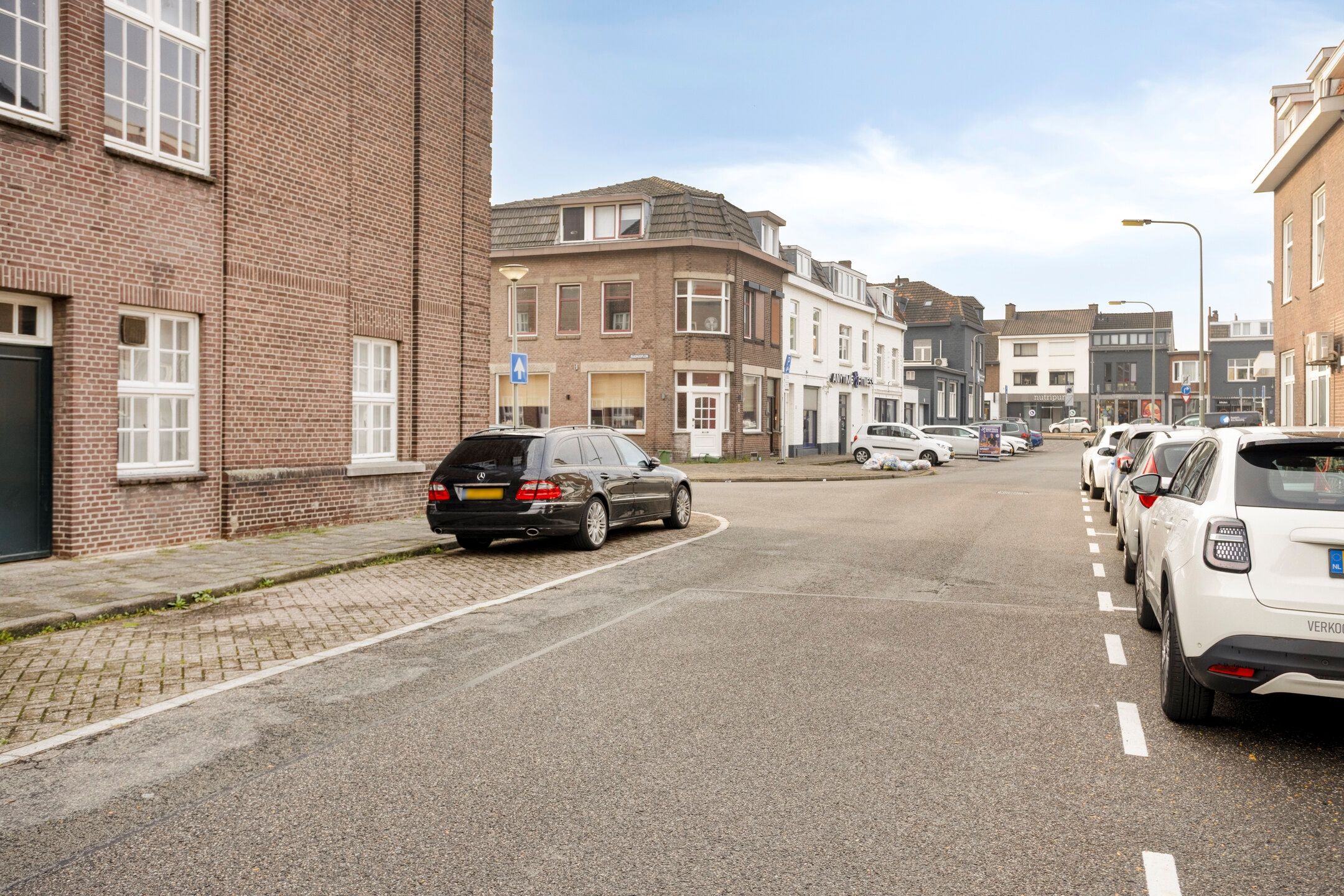 Photo 24 of Raadhuisstraat 15