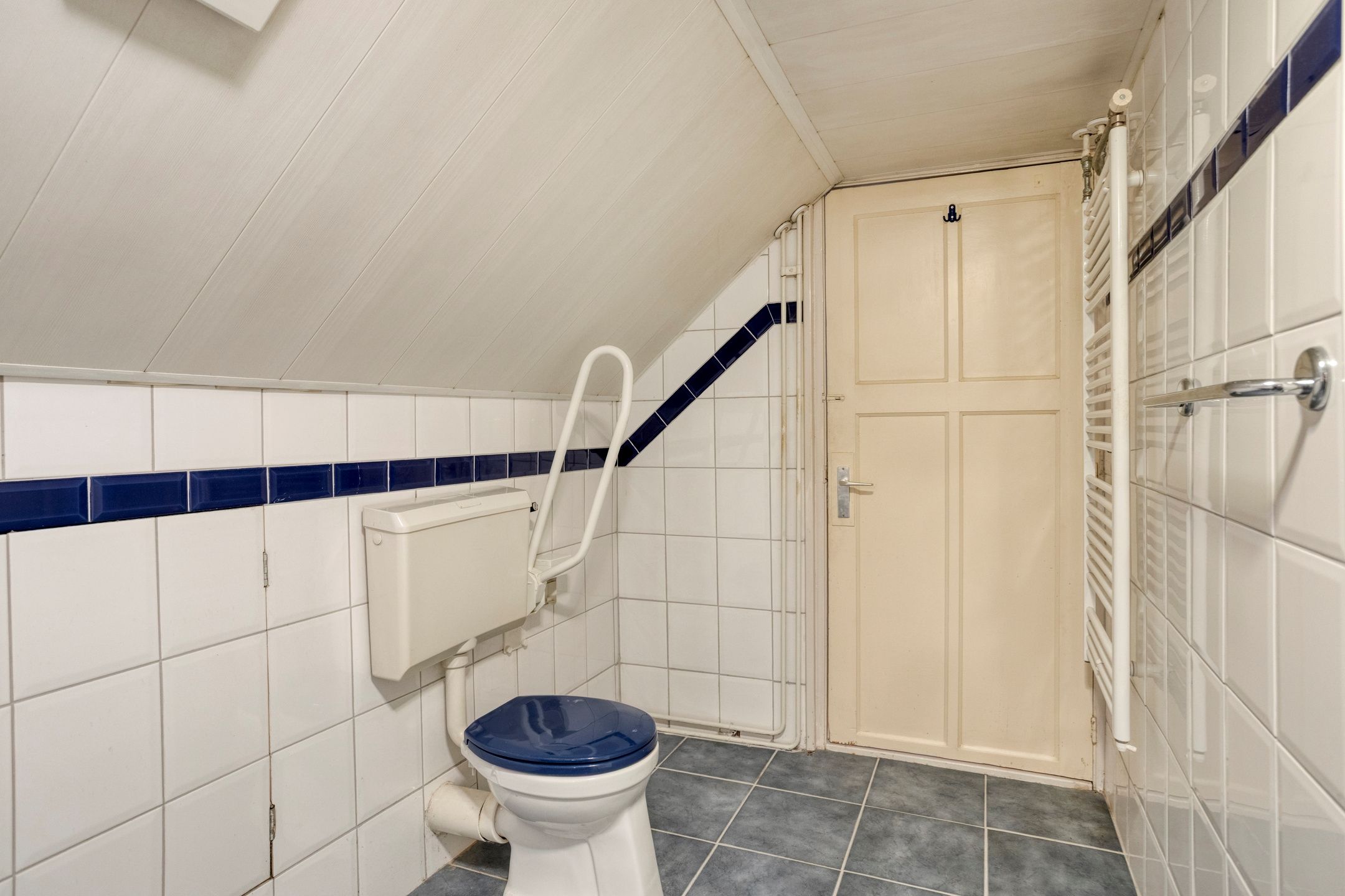 Photo 21 of Raadhuisstraat 15