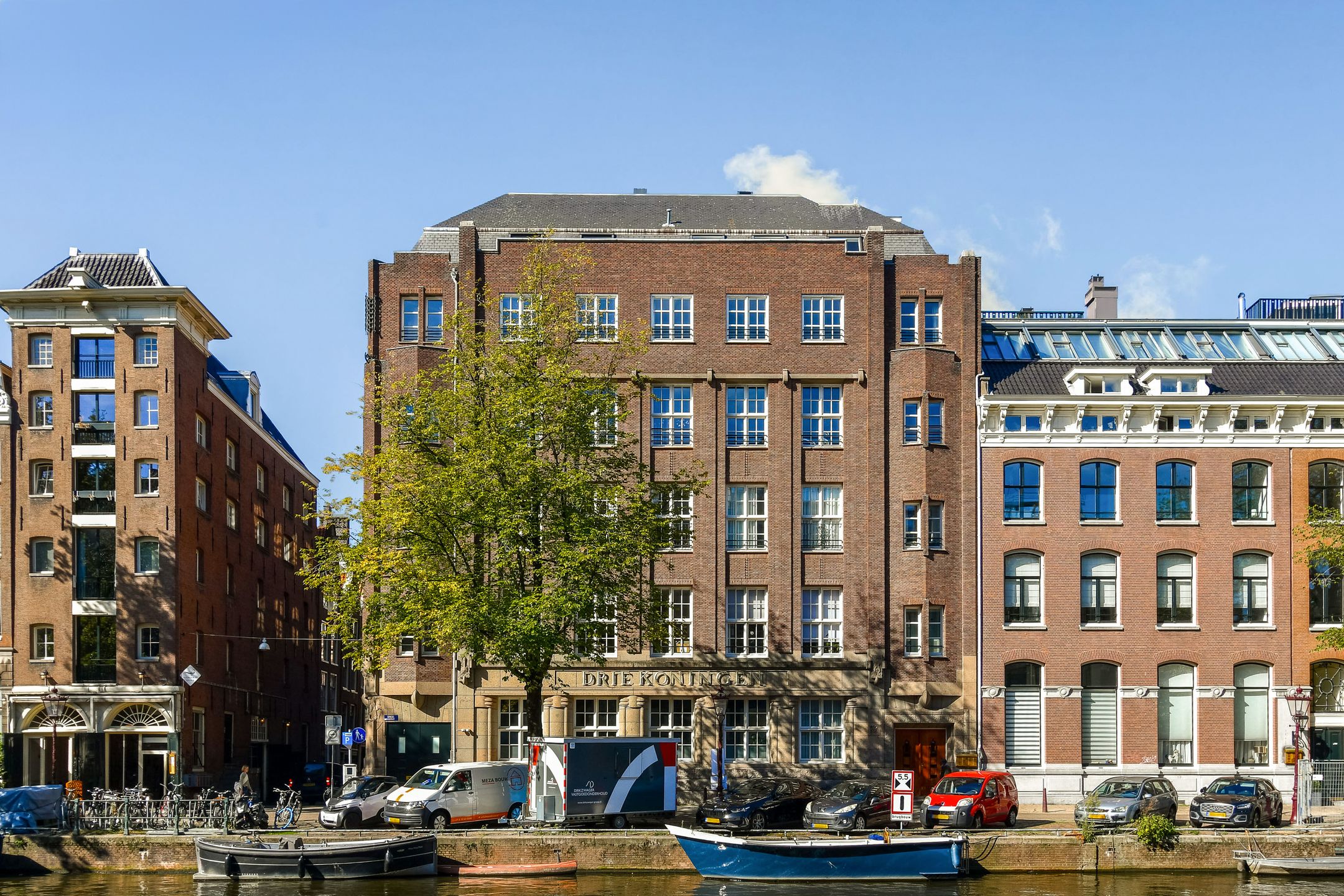 Singel 208 E