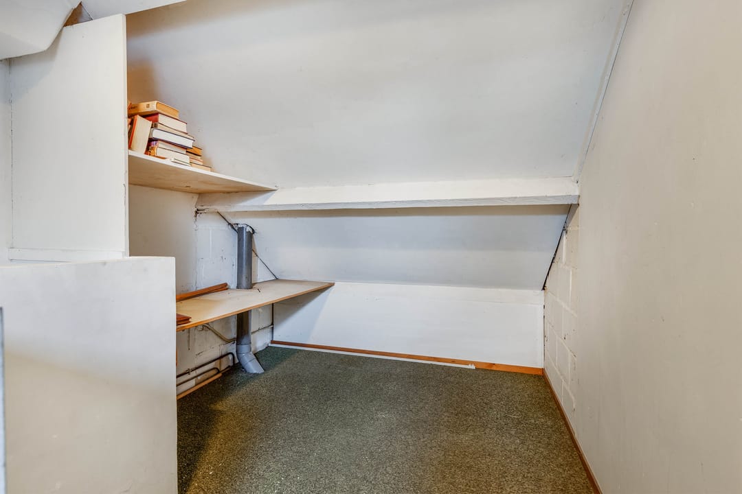 Photo 32 of Eenbesweg 21