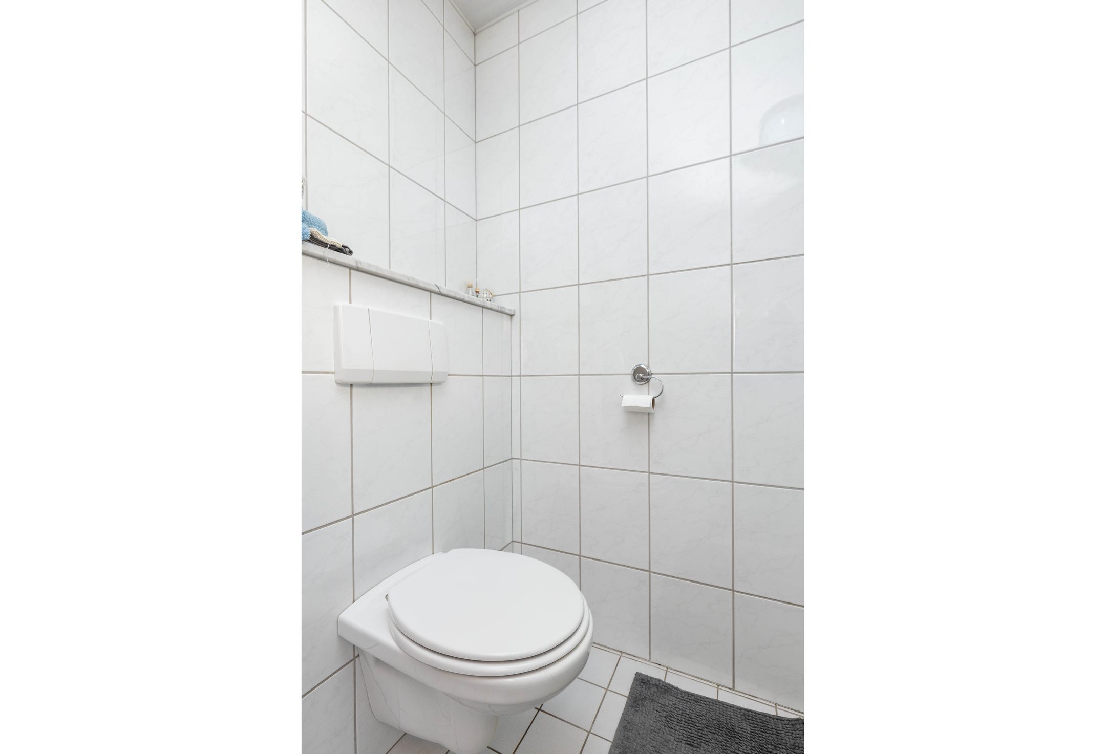 Photo 24 of Eenbesweg 21