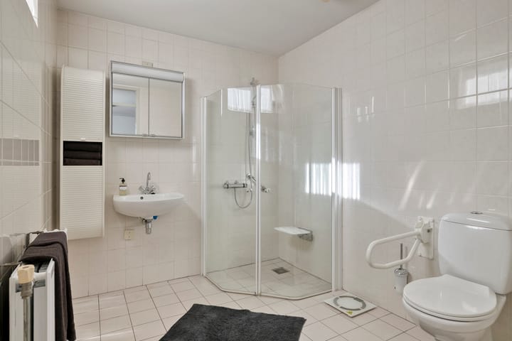 Tussenwoning te koop: Vloeiweg 150, Oisterwijk