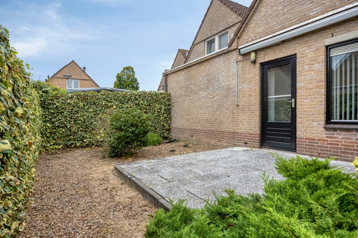 Hoekwoning te koop: Gershwinstraat 55, Zwijndrecht