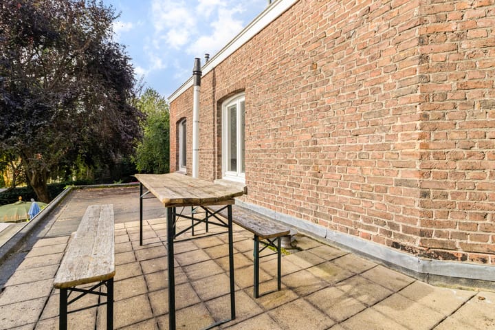Studio te koop: Koningin Emmaplein 12B01, Maastricht