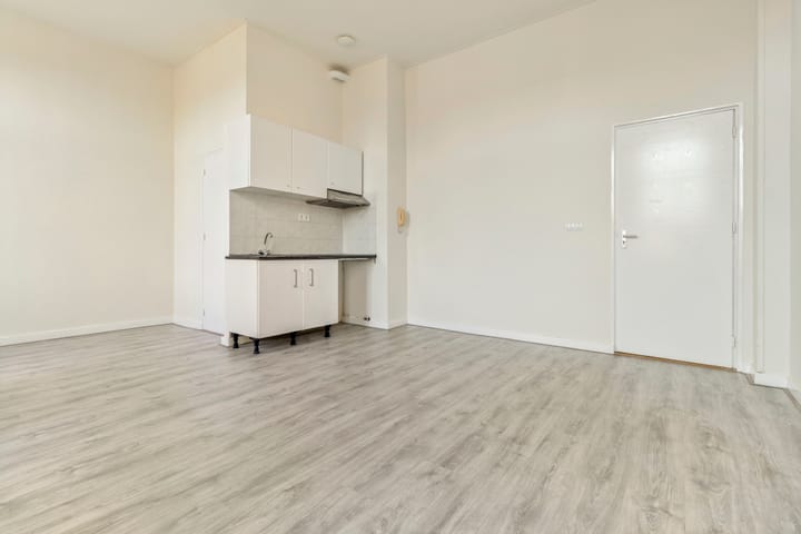 Foto 4 van Koningin Emmaplein 12-B01