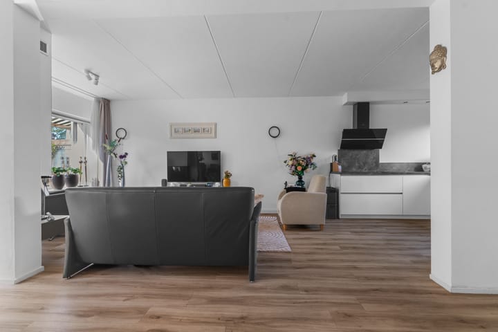 Tussenwoning te koop: Landslag 5, Huissen