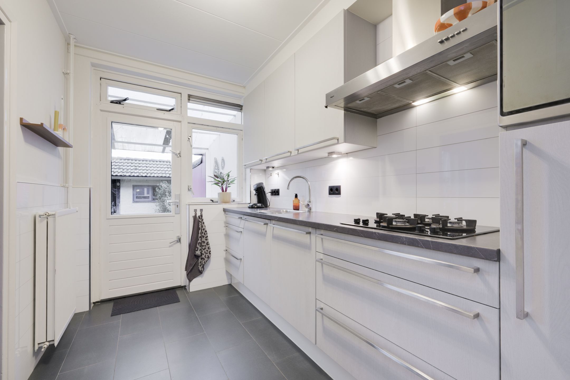 Photo 12 of Rozenstraat 17