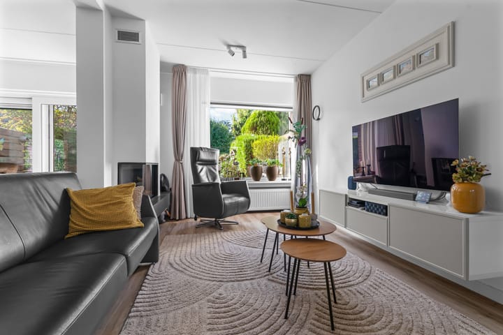 Tussenwoning te koop: Landslag 5, Huissen