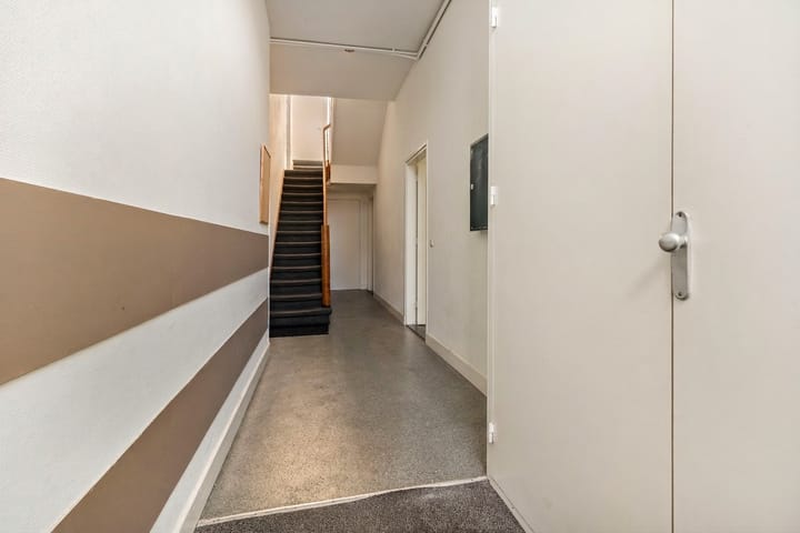 Studio te koop: Koningin Emmaplein 12B01, Maastricht