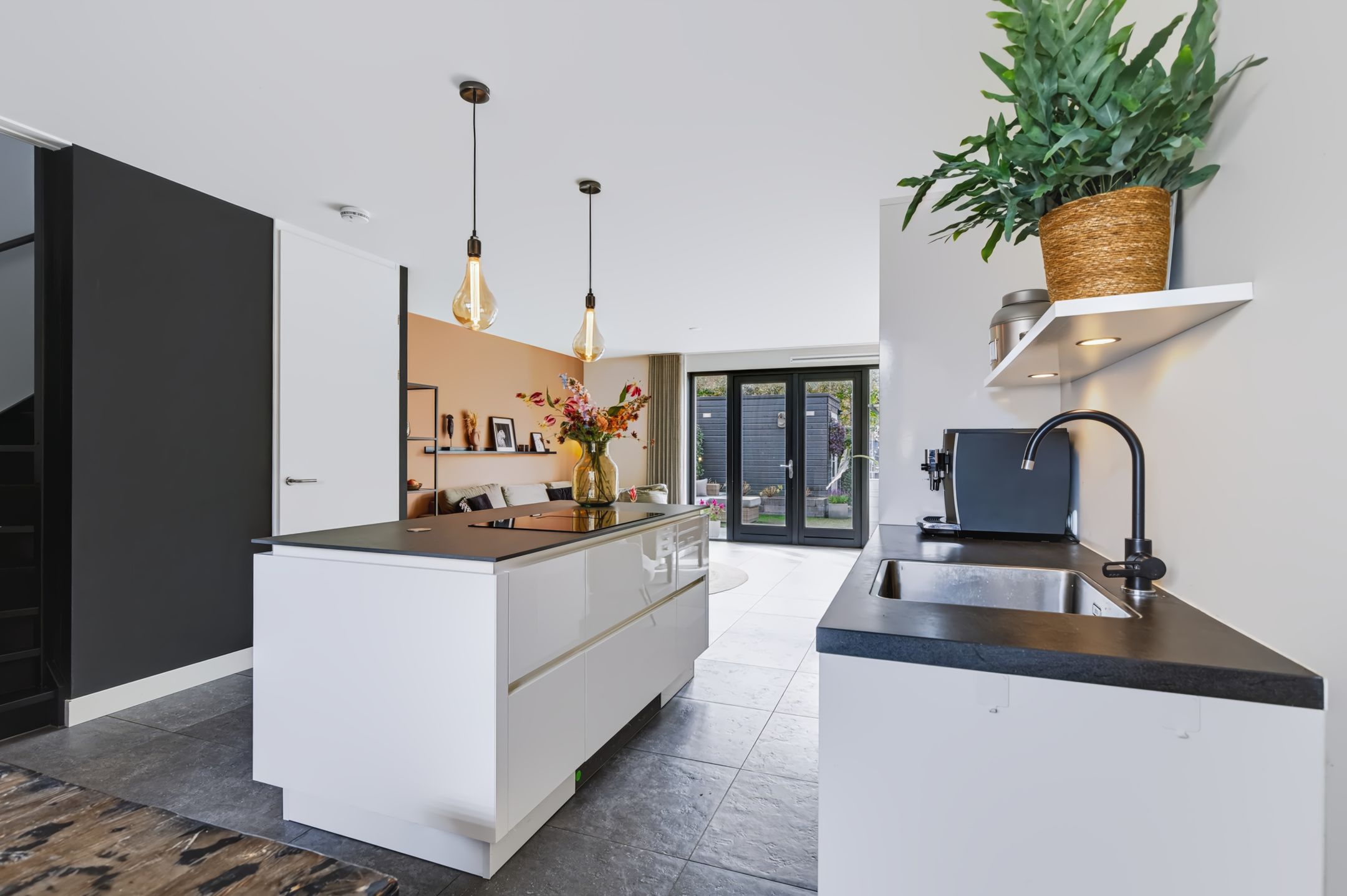 Photo 9 of Evert van 't Landstraat 33