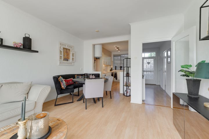 Appartement te koop: Buziaulaan 85, Rijswijk (Zh)