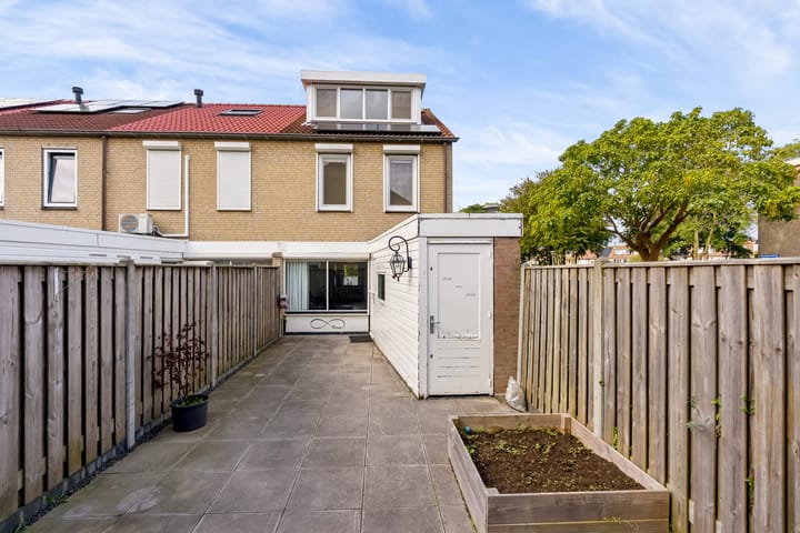 Hoekwoning te koop: Mariadistelstraat 18, Almere
