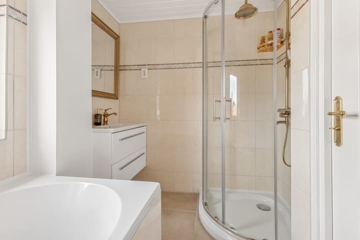 Twee-onder-één-kap te koop: Reisvennestraat 53, Valkenswaard