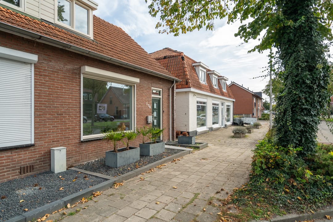 Photo 31 of Gronausestraat 175