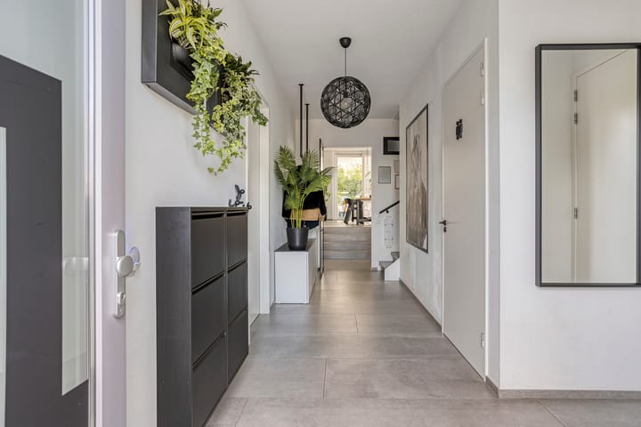 Tussenwoning te koop: Gentiaan 10, Heerlen