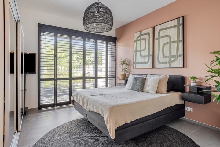 Tussenwoning te koop: Gentiaan 10, Heerlen