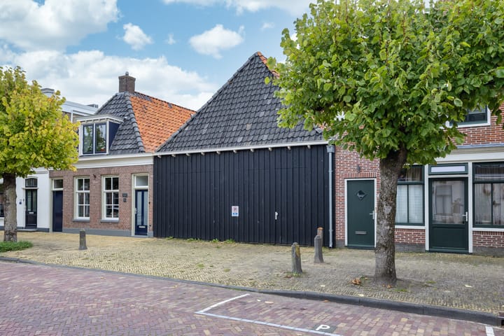 Tussenwoning te koop: Bleekstraat 18, Makkum
