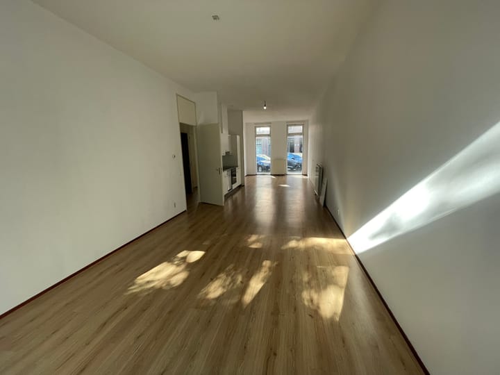 Appartement te huur: Jacob van Lennepstraat 285, Amsterdam