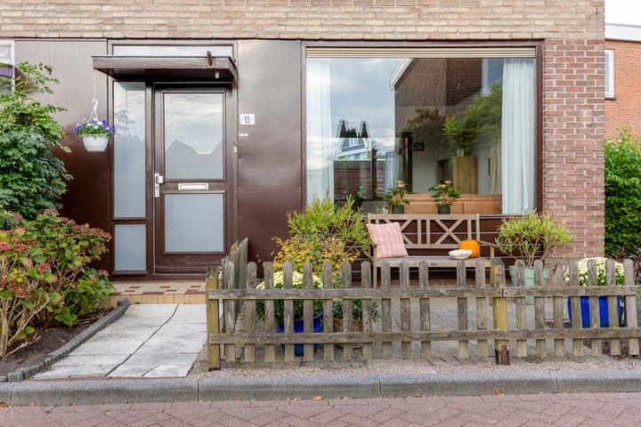 Photo 4 of van der Voortstraat 15
